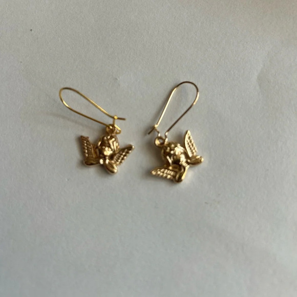 3/$20 Gold Tone Angel Cupid Long Drop Dangling Earrings - Picture 2 of 3